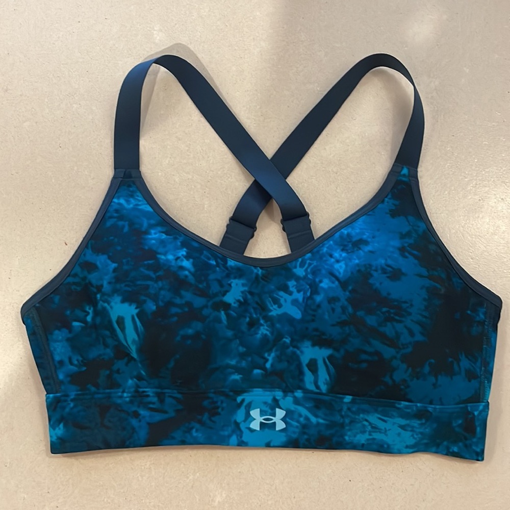 Under armour sports bra size small
